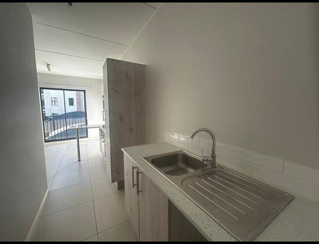 1 BEDROOM PROPERTY TO RENT IN HALFWAY GARDENS